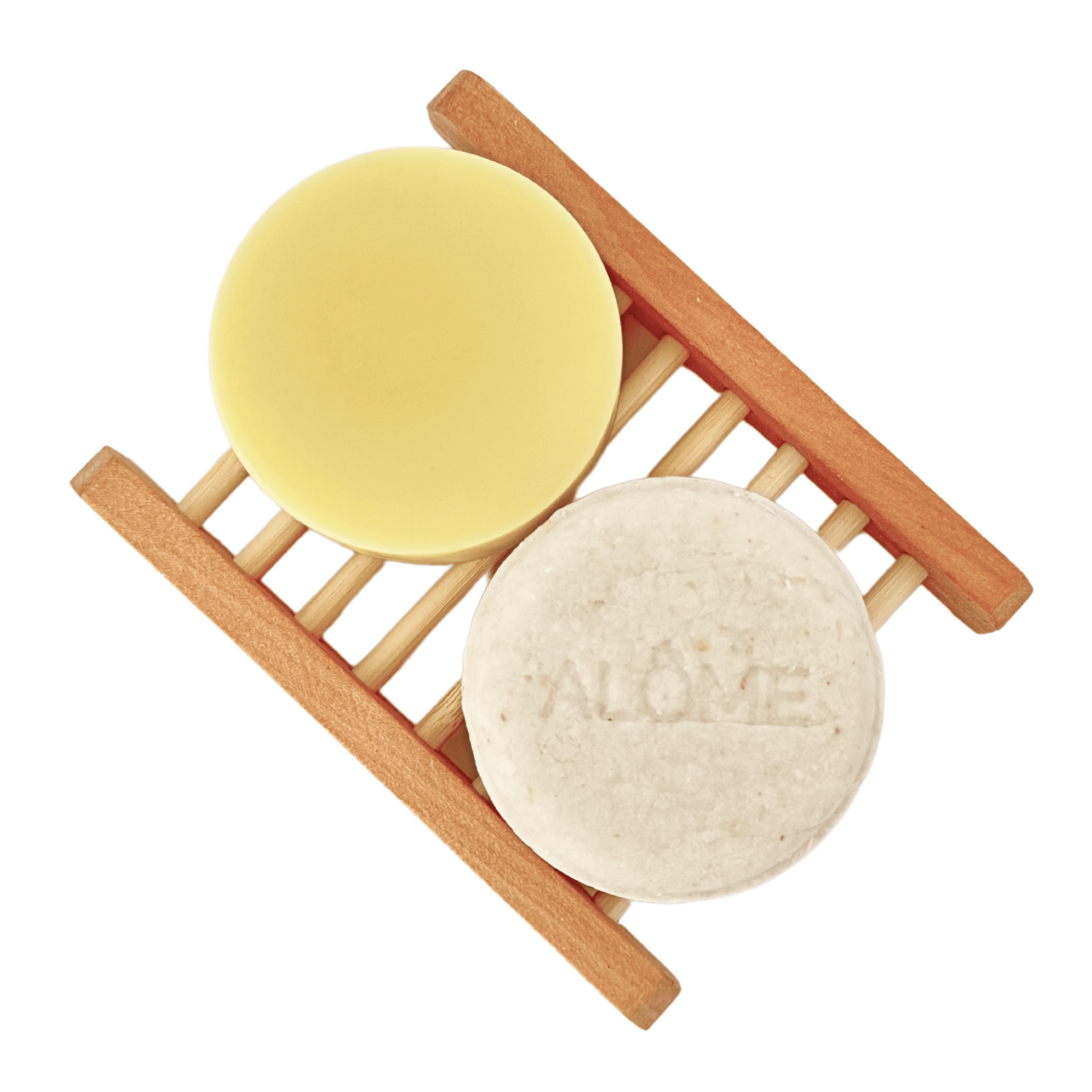 Houten zeepschaalje met conditioner en shampoo bar. 